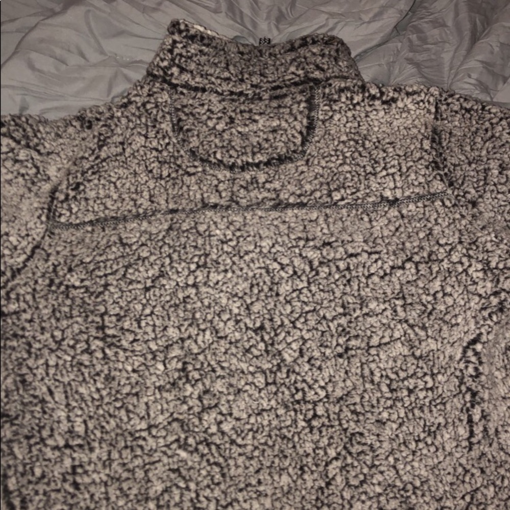 Pullover - Picture 2 of 3
